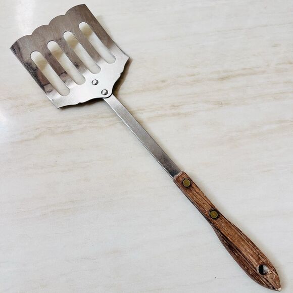 Royal Sharpcutter Stainless Slotted Spatula Turner Scalloped Curved Wood Handle - Picture 1 of 10